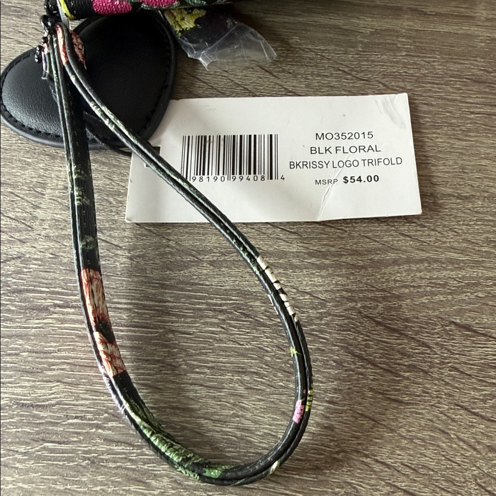 Steve Madden Bkrissy Black Floral Trifold Wristlet - Picture 13 of 14